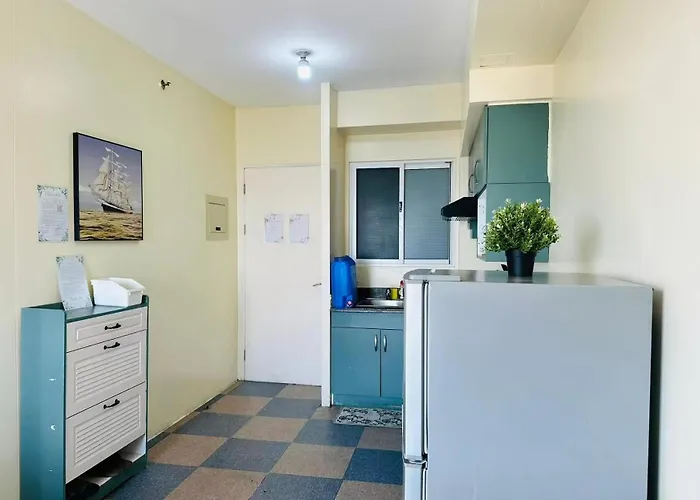Torre De Taft Staycation Facing Sea View * Manille
